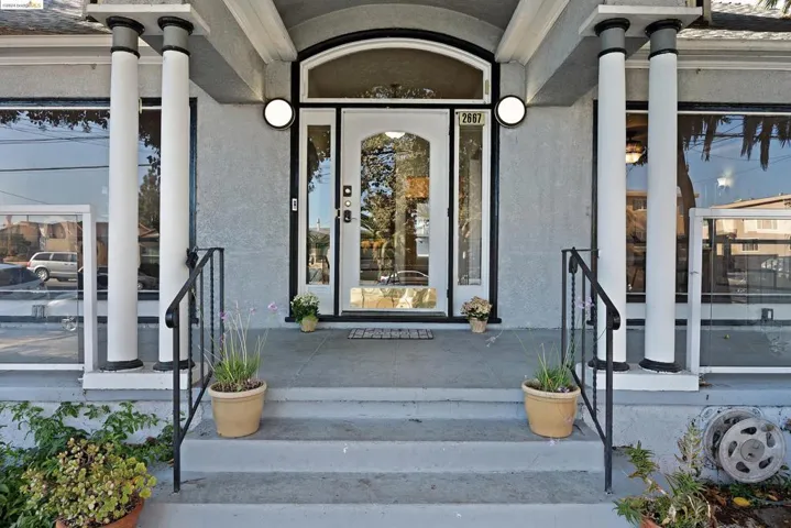2667 Havenscourt Blvd, Oakland, California 94605