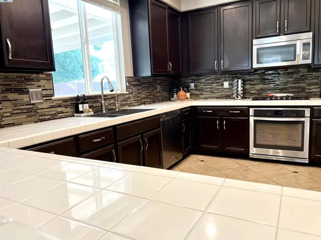 1505 Bella Terra Dr., Manteca, California 95337