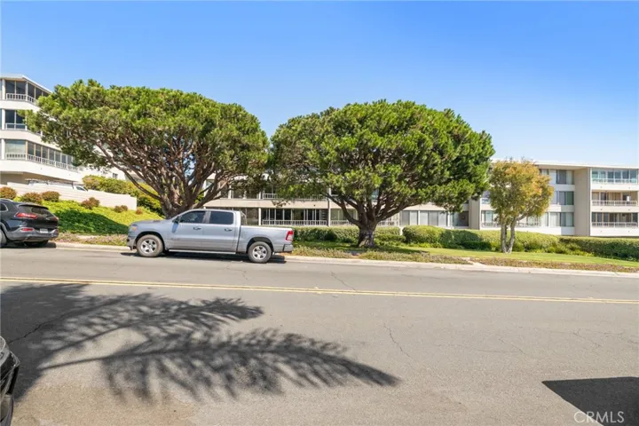 32700 Coastsite Drive 306-f, Rancho Palos Verdes, California 90275