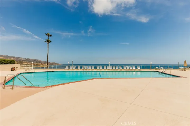 32700 Coastsite Drive 306-f, Rancho Palos Verdes, California 90275