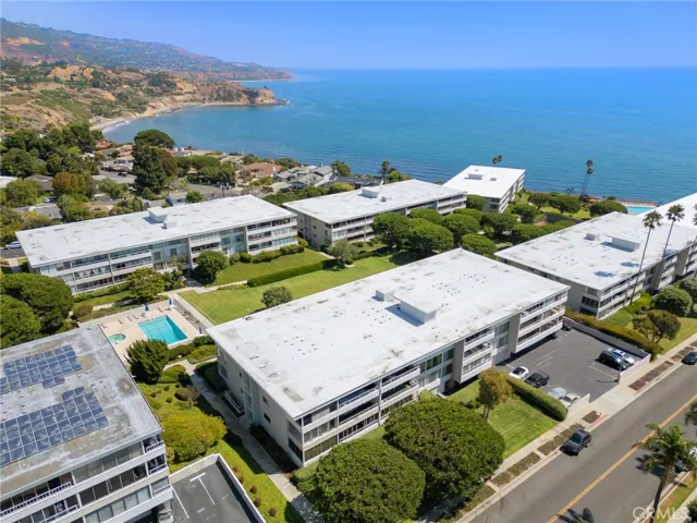 32700 Coastsite Drive 306-f, Rancho Palos Verdes, California 90275