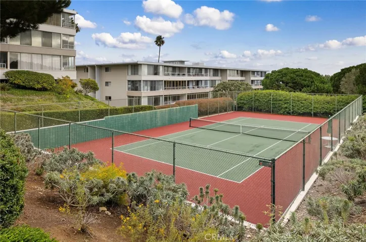 32700 Coastsite Drive 306-f, Rancho Palos Verdes, California 90275