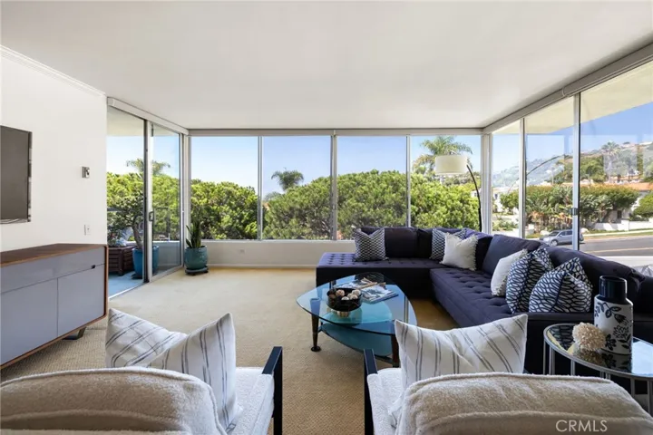 32700 Coastsite Drive 306-f, Rancho Palos Verdes, California 90275
