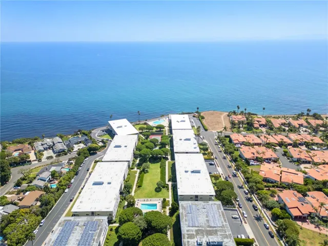 32700 Coastsite Drive 306-f, Rancho Palos Verdes, California 90275