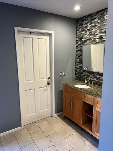 915 Lombard Court, Costa Mesa, California 92626