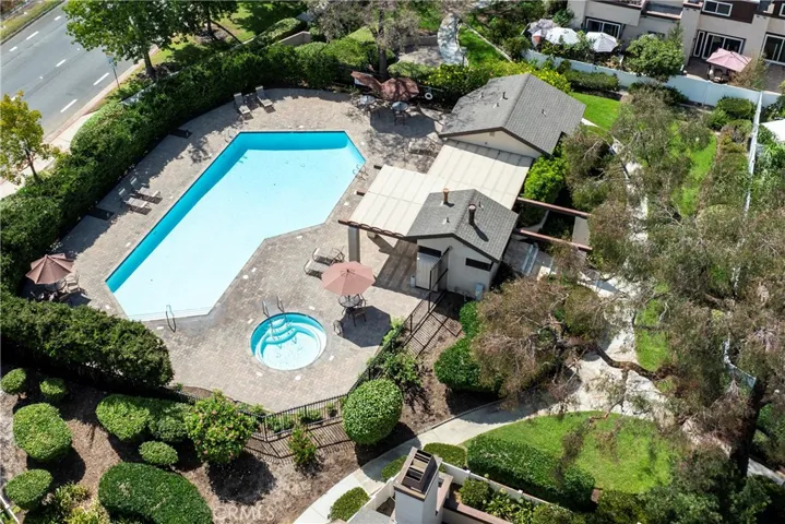 915 Lombard Court, Costa Mesa, California 92626