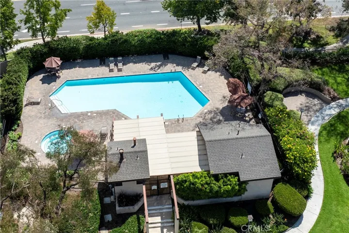 915 Lombard Court, Costa Mesa, California 92626