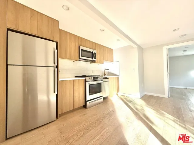 330 Parkman Avenue 1/2, Los Angeles, California 90026