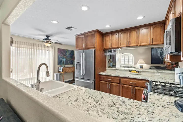 2404 Bryan Way, Yuba City, California 95993