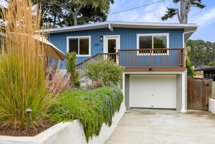 1209 Shafter Avenue, Pacific Grove, California 93950