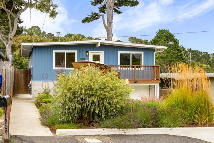 1209 Shafter Avenue, Pacific Grove, California 93950