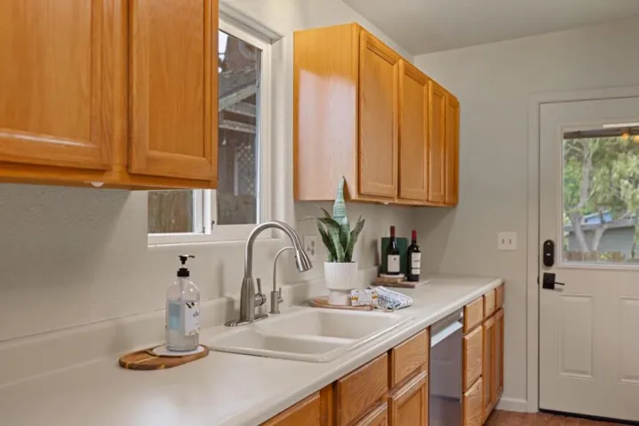 1209 Shafter Avenue, Pacific Grove, California 93950