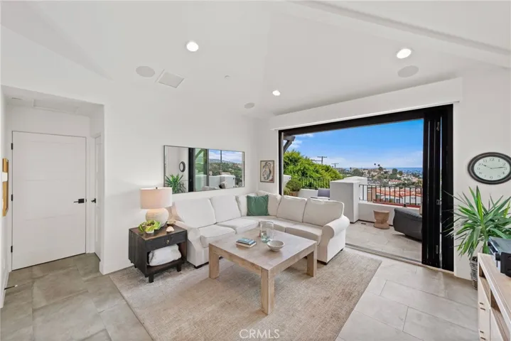 Upper Level Owners Unit