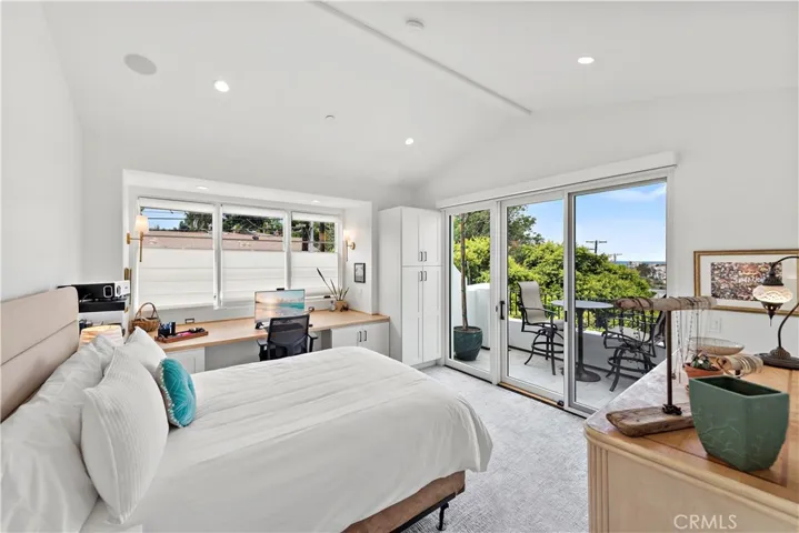 Upper Level Owners Unit