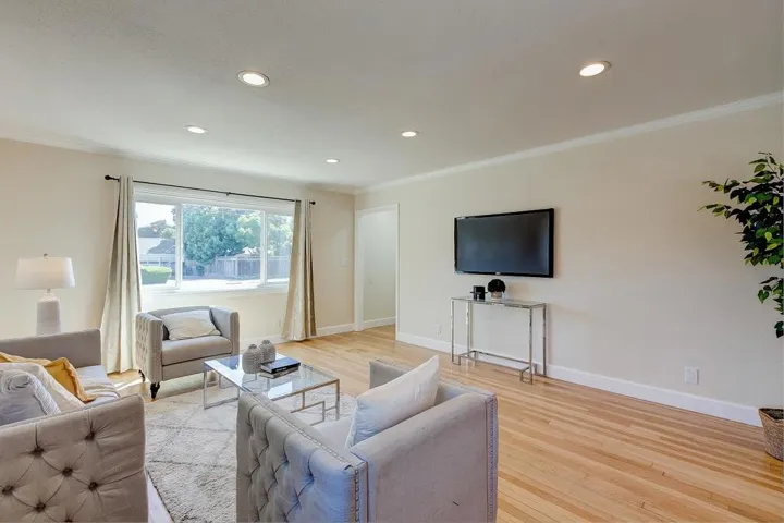 1141 Empey Way, San Jose, California 95128