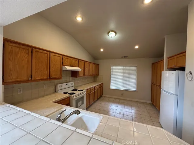 Kitchen 4th