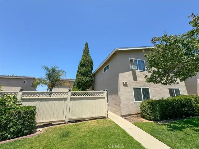984 988 Mission Drive, Costa Mesa, California 92626