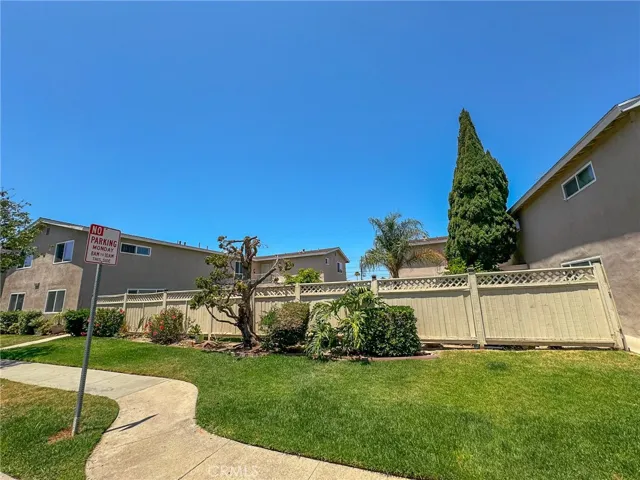 984 988 Mission Drive, Costa Mesa, California 92626