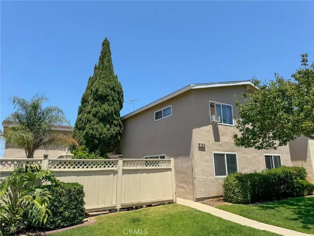 984 988 Mission Drive, Costa Mesa, California 92626