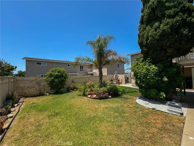 984 988 Mission Drive, Costa Mesa, California 92626