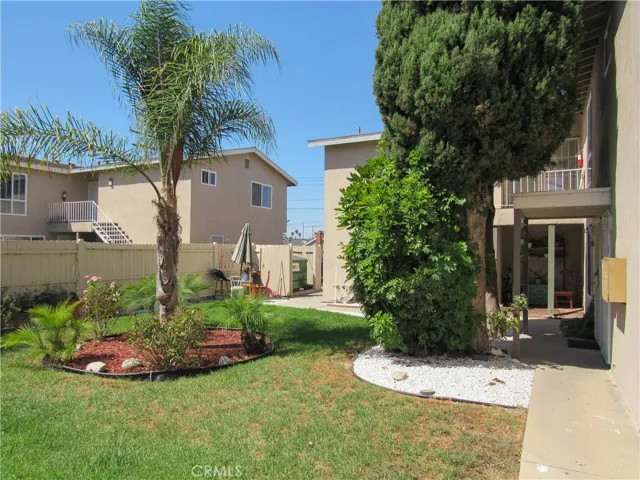 984 988 Mission Drive, Costa Mesa, California 92626