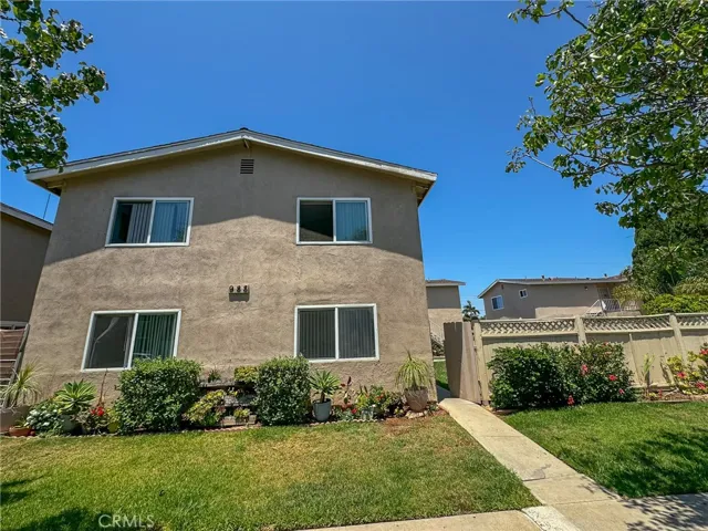 984 988 Mission Drive, Costa Mesa, California 92626