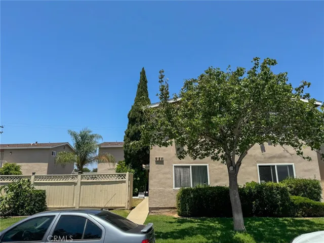 984 988 Mission Drive, Costa Mesa, California 92626