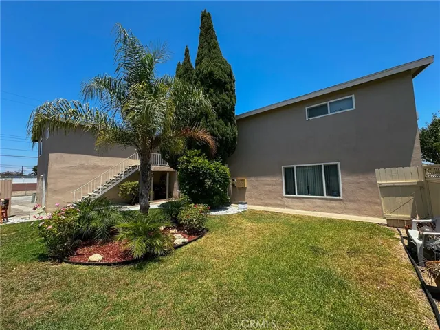 984 988 Mission Drive, Costa Mesa, California 92626
