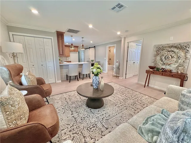 841 E Eagle Street, Long Beach, California 90806