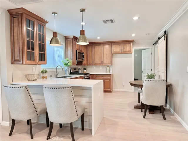 841 E Eagle Street, Long Beach, California 90806