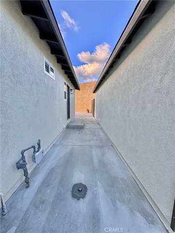 841 E Eagle Street, Long Beach, California 90806