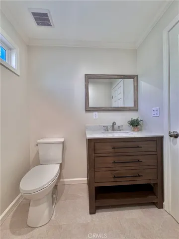 841 E Eagle Street, Long Beach, California 90806