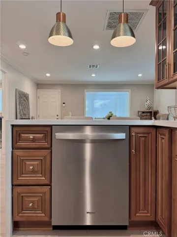 841 E Eagle Street, Long Beach, California 90806
