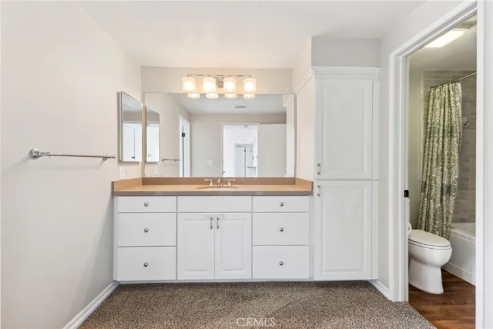 24111 Del Monte Drive 2, Valencia, California 91355