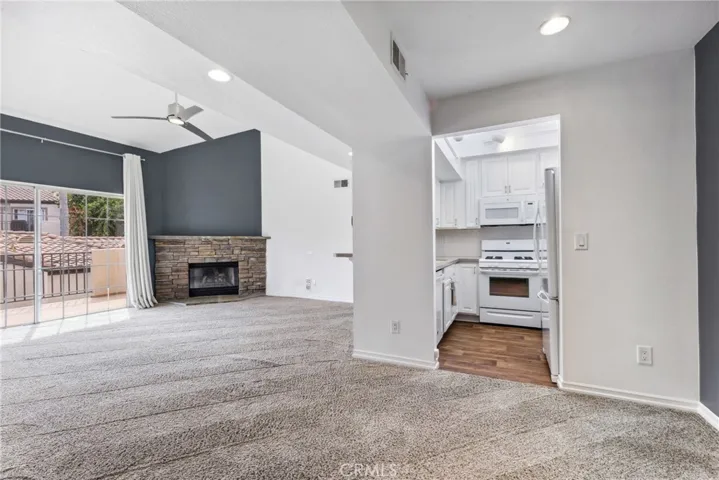 24111 Del Monte Drive 2, Valencia, California 91355