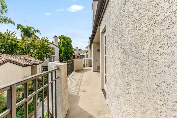 24111 Del Monte Drive 2, Valencia, California 91355
