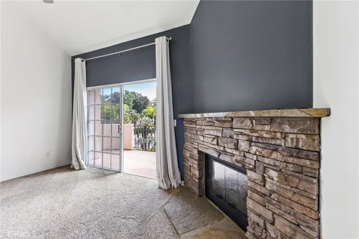24111 Del Monte Drive 2, Valencia, California 91355