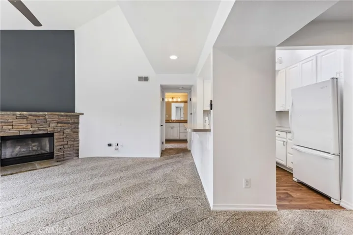 24111 Del Monte Drive 2, Valencia, California 91355