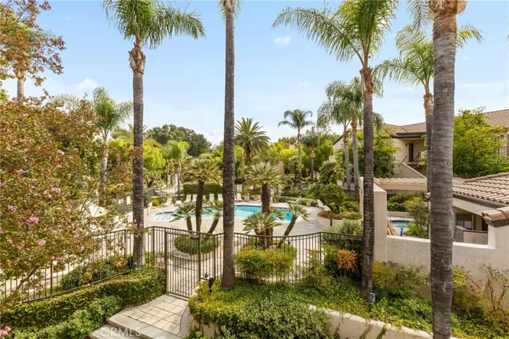 24111 Del Monte Drive 2, Valencia, California 91355