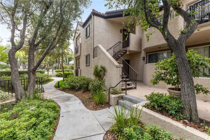 24111 Del Monte Drive 2, Valencia, California 91355
