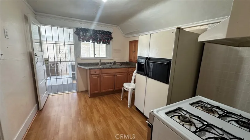 1606 N Kingsley Drive, Los Angeles, California 90027
