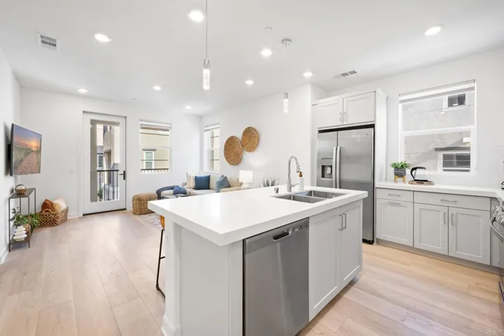 1223 Sunrise View 102, San Marcos, California 92078