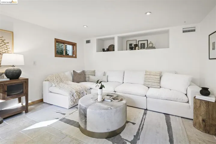 511 Santa Barbara Rd, Berkeley, California 94707