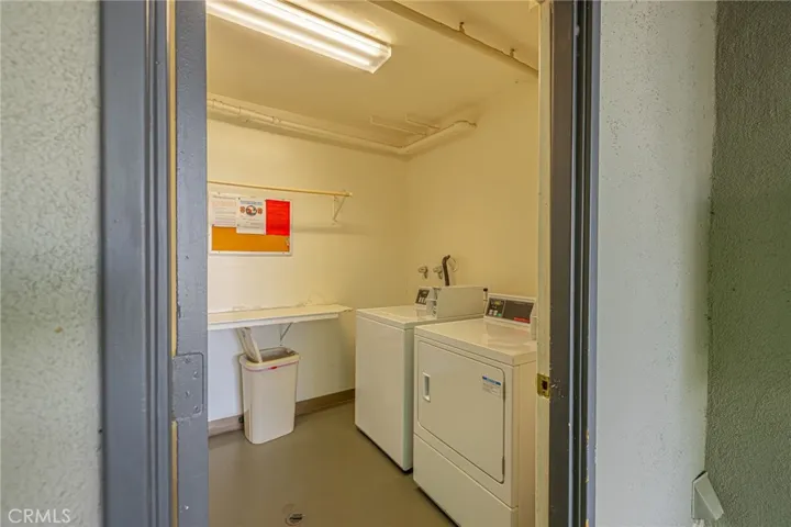 6040 Nevada Avenue 1, Woodland Hills, California 91367