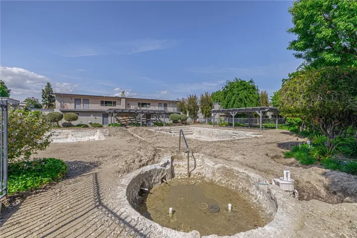 6040 Nevada Avenue 1, Woodland Hills, California 91367