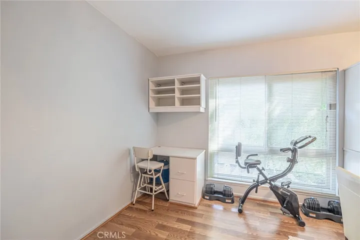 6040 Nevada Avenue 1, Woodland Hills, California 91367