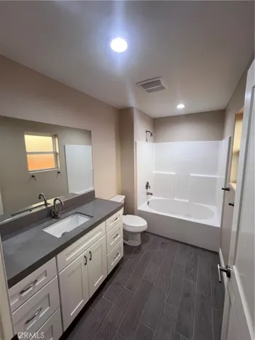 21421 Pah-ute, Apple Valley, California 92308