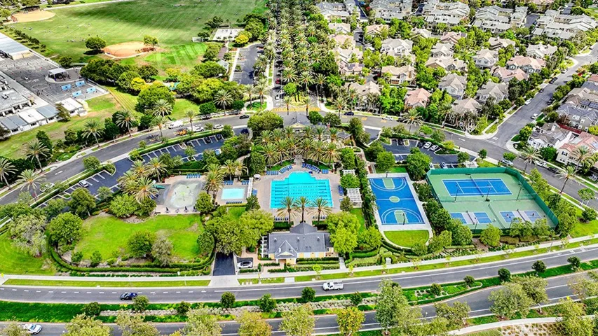 11 St Steven Court, Ladera Ranch, California 92694