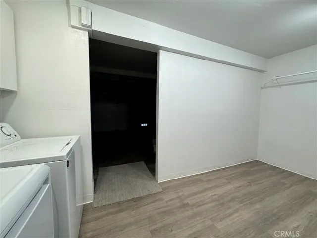Laundry/storage room