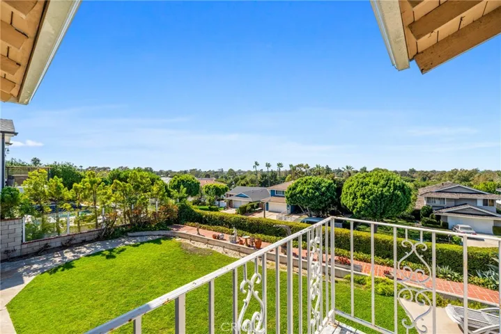 2639 Bunya Street, Newport Beach, California 92660